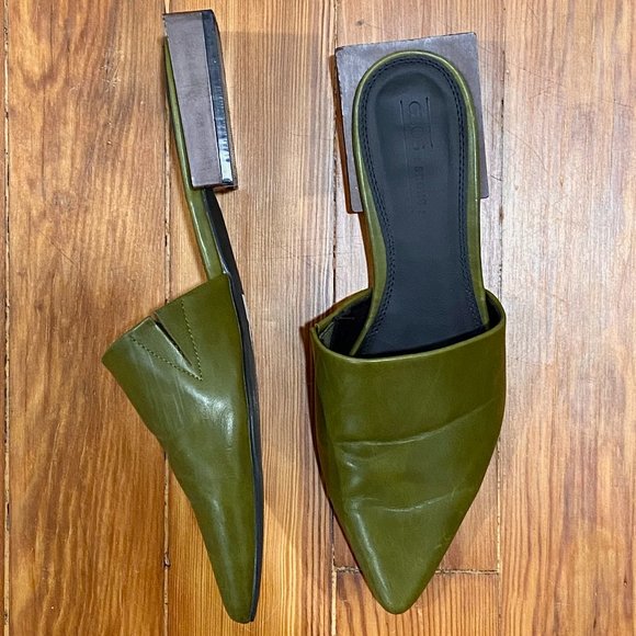 ASOS || OLIVE BLOCK HEEL FLATS - Picture 4 of 5